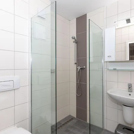 Yachthafenresidenz-wohnung-8101-845 شقة